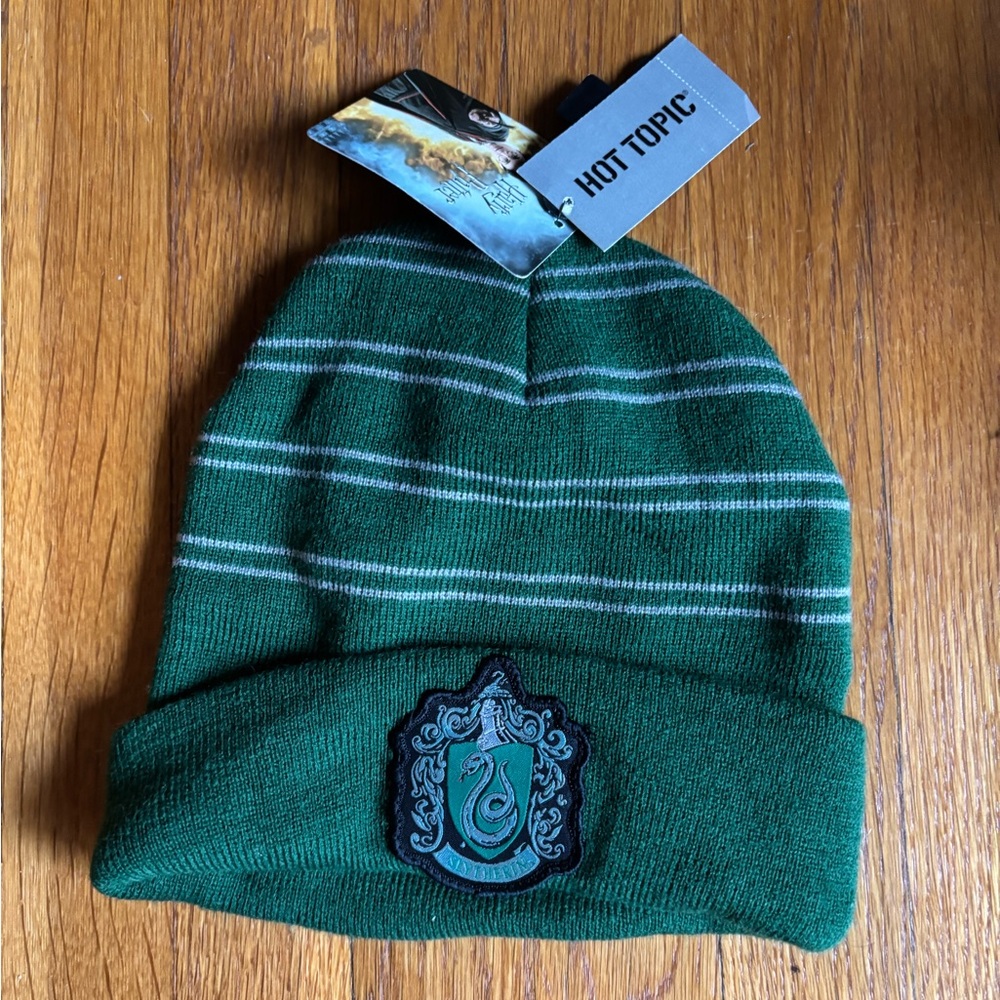 Hot Topic Green and White Striped Beanie with Crest